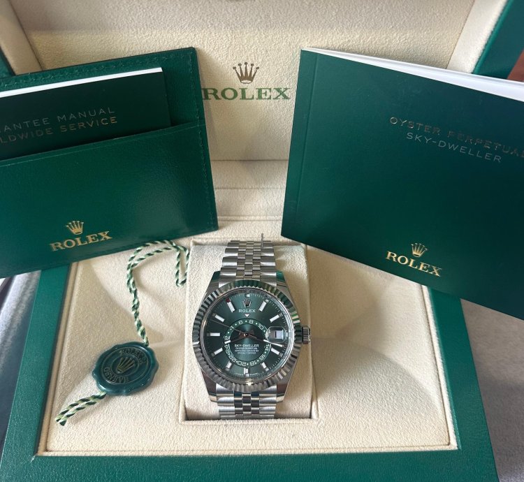 Rolex Sky-dweller 336934 Green Dial Jubilee 2024 Unworn Full Set