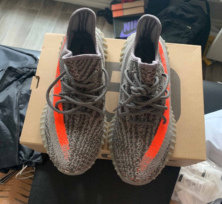 Yeezy Boost 350 V2 Beluga