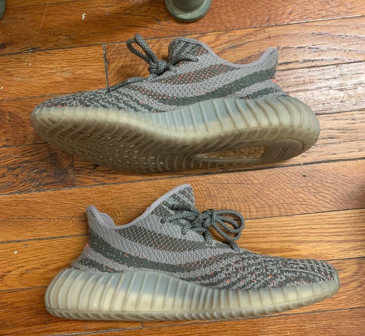 Yeezy Boost 350 V2 Beluga