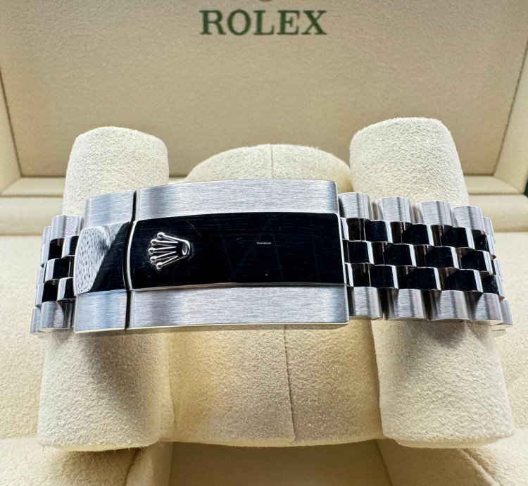 Rolex Sky-dweller 336934 Green Dial Jubilee 2025 New