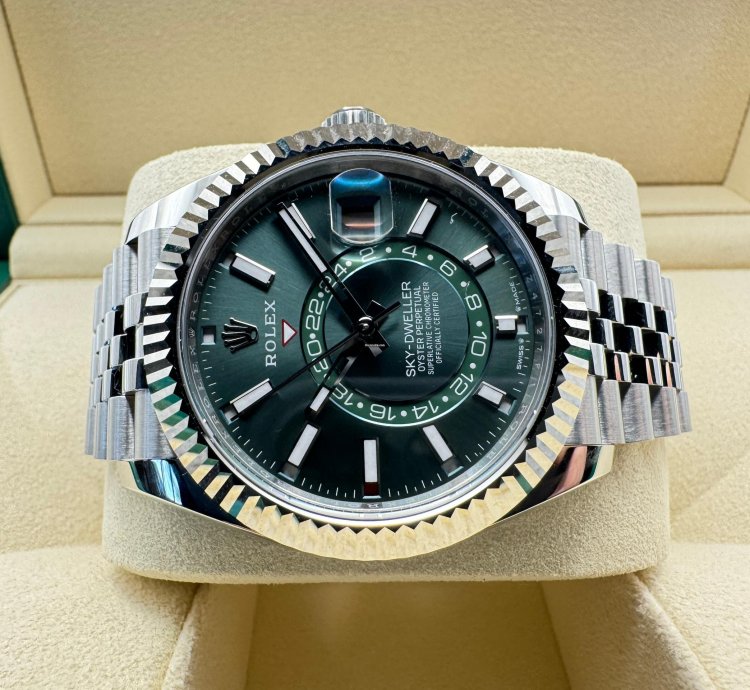 Rolex Sky-dweller 336934 Green Dial Jubilee 2025 New