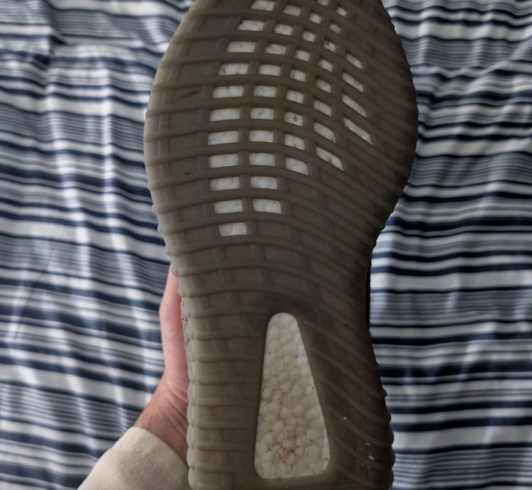 Yeezy Boost 350 V2 Beluga Reflective