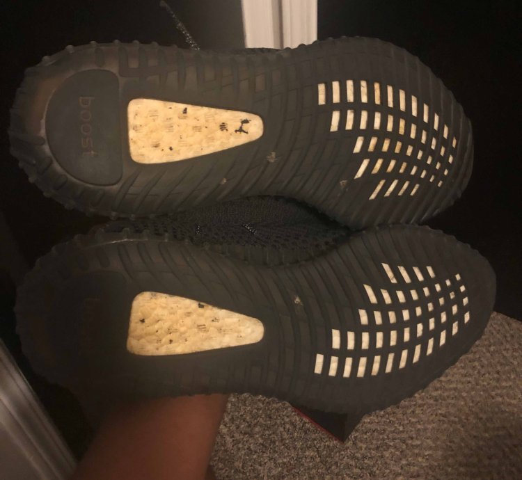 Yeezy Boost 350 V2 Black Non-reflective