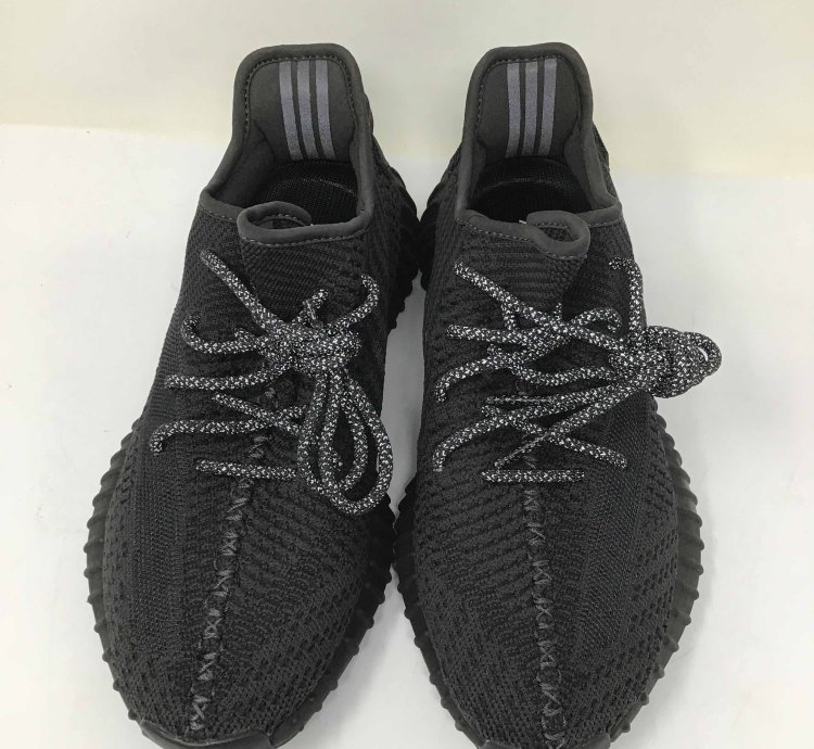 Yeezy Boost 350 V2 Black Non-reflective