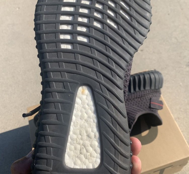 Yeezy Boost 350 V2 Black Non-reflective 2019