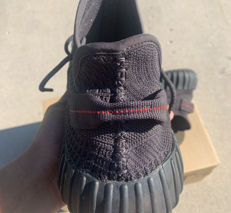 Yeezy Boost 350 V2 Black Non-reflective 2019