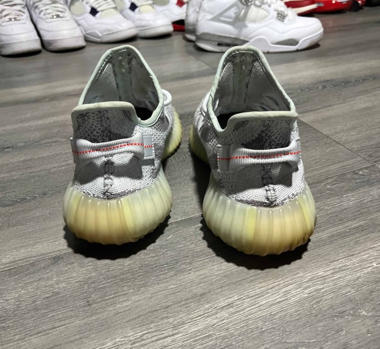 Yeezy Boost 350 V2 Blue Tint 2017