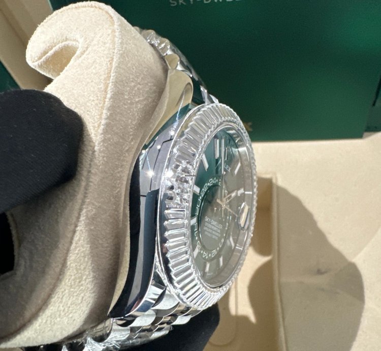 Rolex Sky-dweller 336934 Green Jubilee Stainless Steel