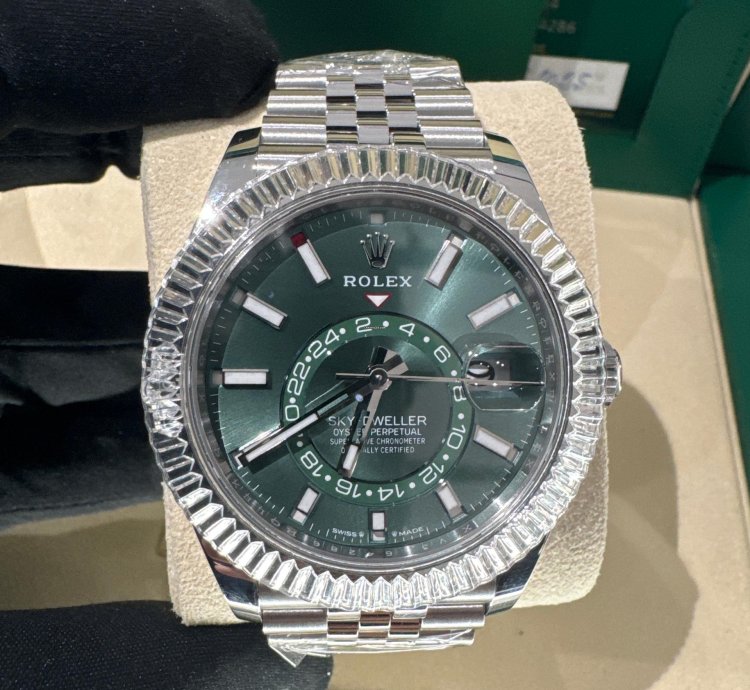 Rolex Sky-dweller 336934 Green Jubilee Stainless Steel