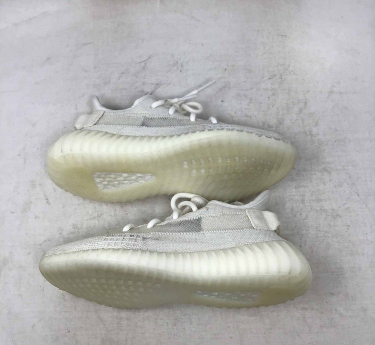 Yeezy Boost 350 V2 Bone