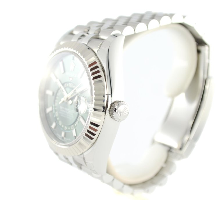 Rolex Sky-dweller 336934 Green Jubilee Unworn 2025