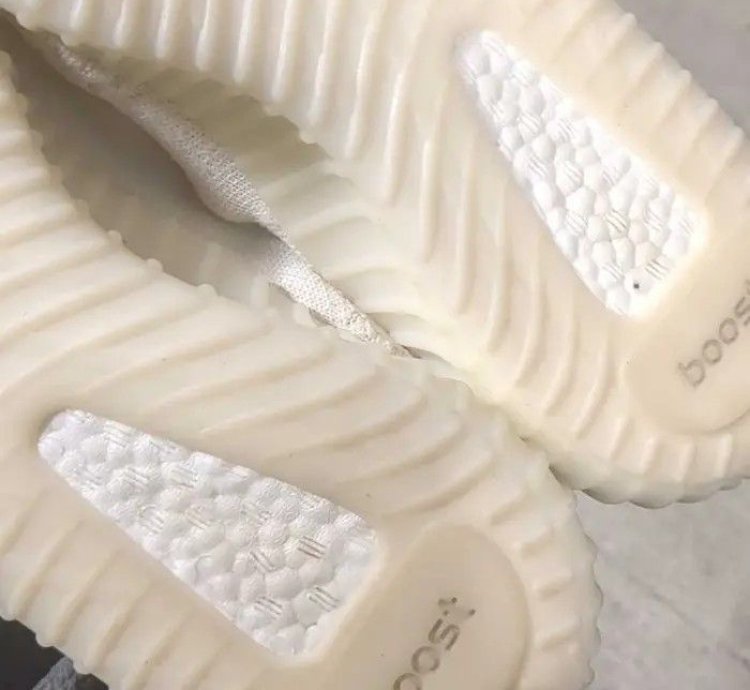 Yeezy Boost 350 V2 Bone Size 10 Us Men Worn Twice No Box