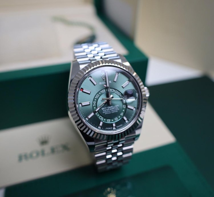 Rolex Sky-dweller 336934 Green Mint Dial Jubilee - New 2024