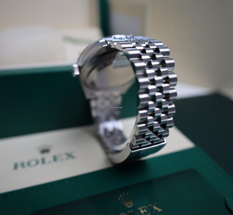Rolex Sky-dweller 336934 Green Mint Dial Jubilee - New 2024