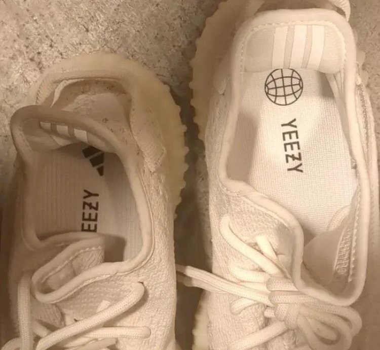 Yeezy Boost 350 V2 Bone Size 6 Us Men Worn Once No Box