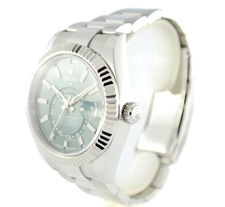 Rolex Sky-dweller 336934 Green Oyster Unworn 2025