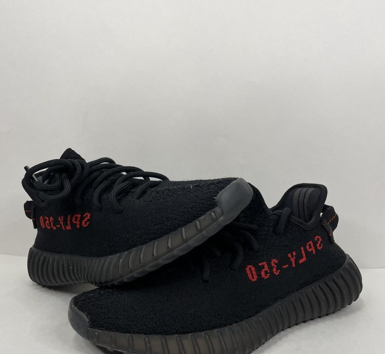 Yeezy Boost 350 V2 Bred 2017