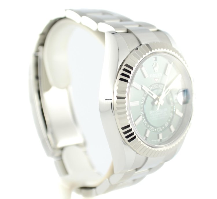 Rolex Sky-dweller 336934 Green Oyster Unworn 2025