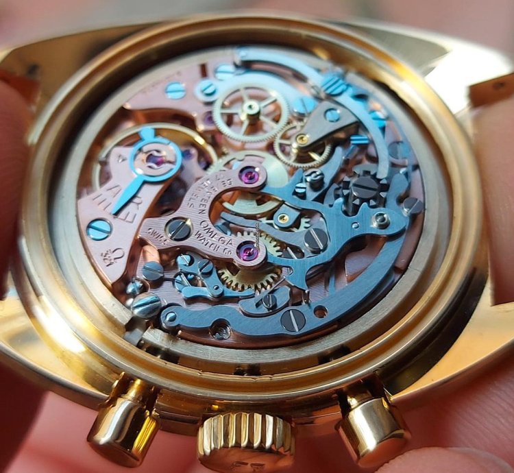 Omega Seamaster Chrono 18k Gold Top Condition 321