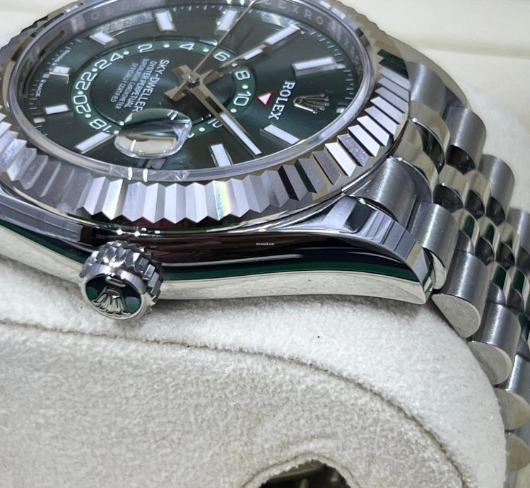 Rolex Sky-dweller 336934 Mint Green Jubilee