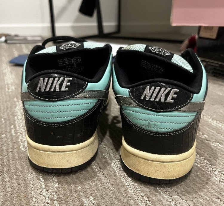 2005 Nike Dunk Low Tiffany
