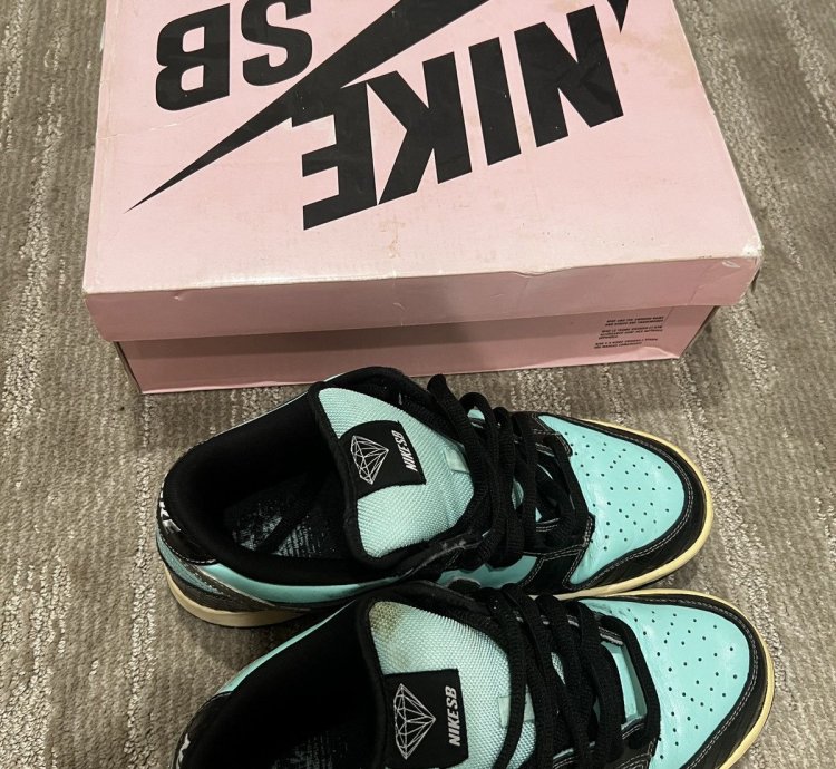 2005 Nike Dunk Low Tiffany