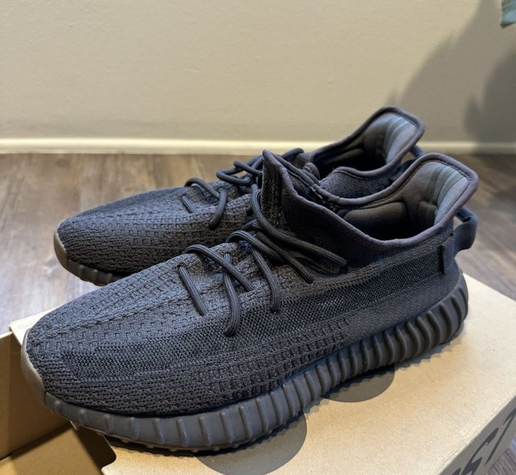 Yeezy Boost 350 V2 Cinder