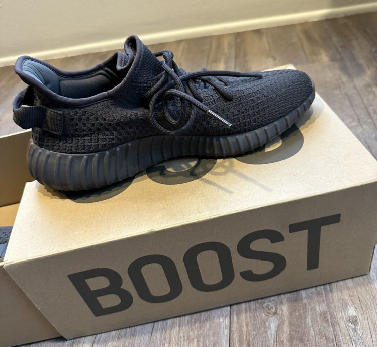 Yeezy Boost 350 V2 Cinder