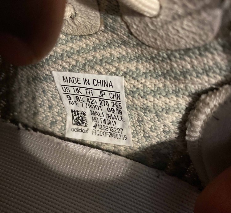 Yeezy Boost 350 V2 Citrin Non-reflective