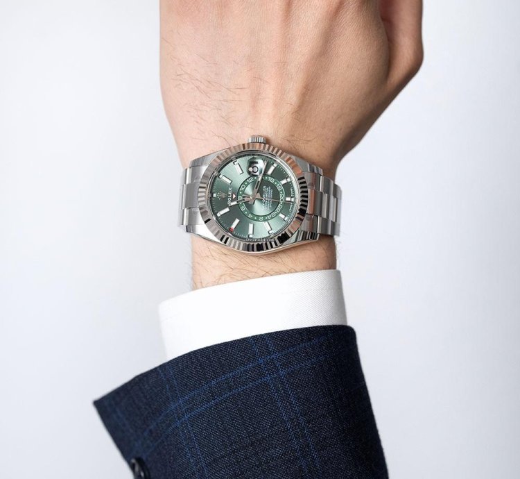 Rolex Sky-dweller 336934 Stainless Steel Green Index Dial 42 Mm