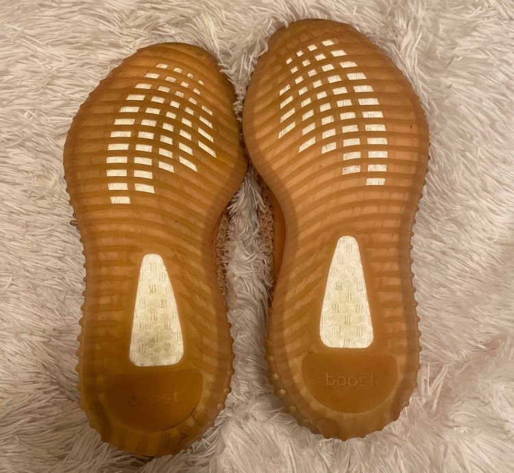 Yeezy Boost 350 V2 Clay