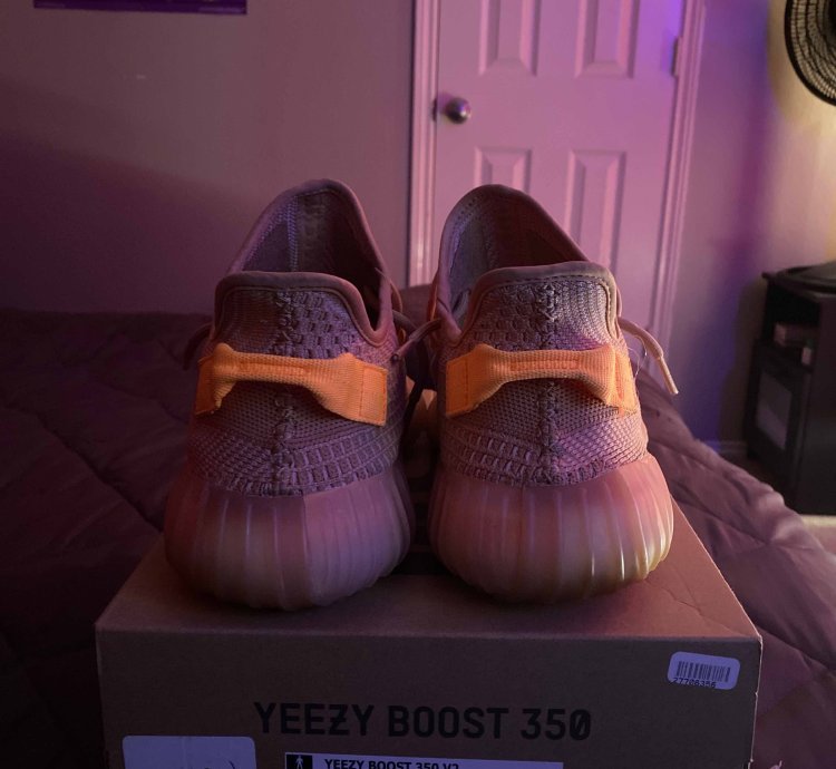 Yeezy Boost 350 V2 Clay