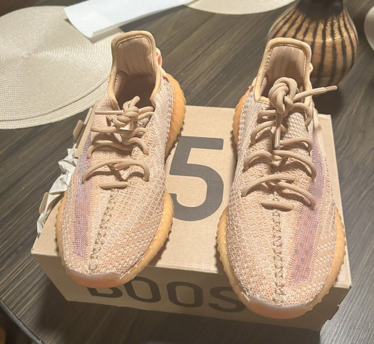 Yeezy Boost 350 V2 Clay Originals