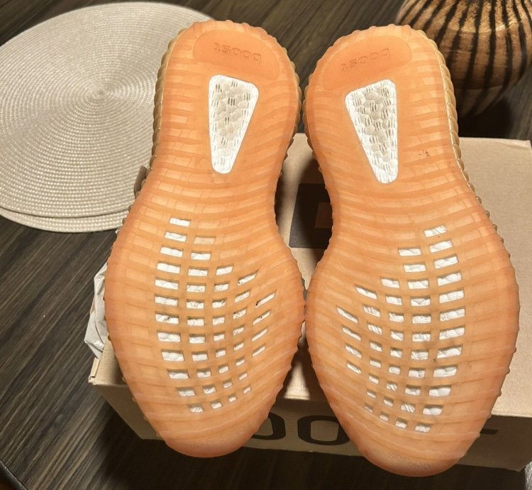 Yeezy Boost 350 V2 Clay Originals