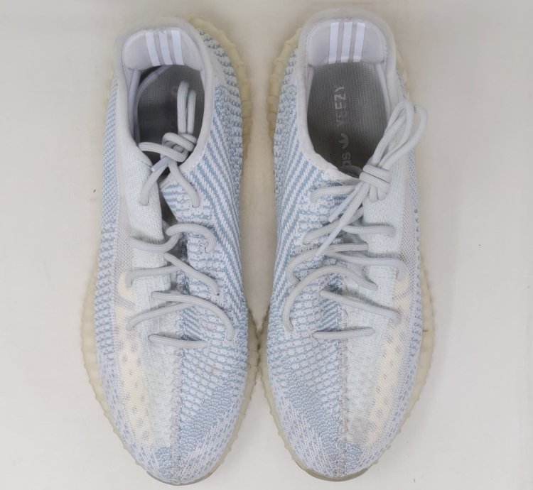 Yeezy Boost 350 V2 Cloud White Non-reflective