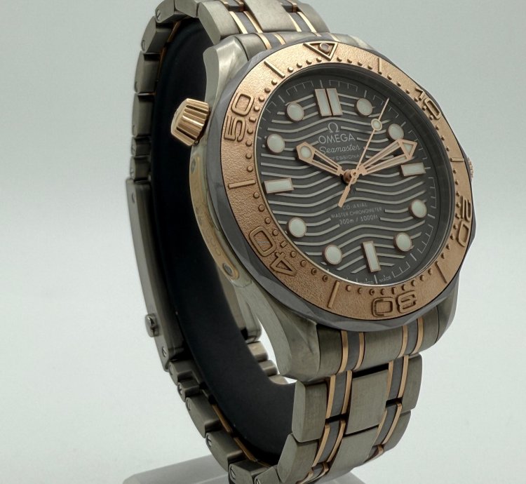 Omega Seamaster Diver 300 210 60 42 20 99 001