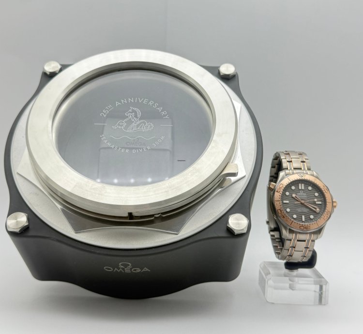 Omega Seamaster Diver 300 210 60 42 20 99 001