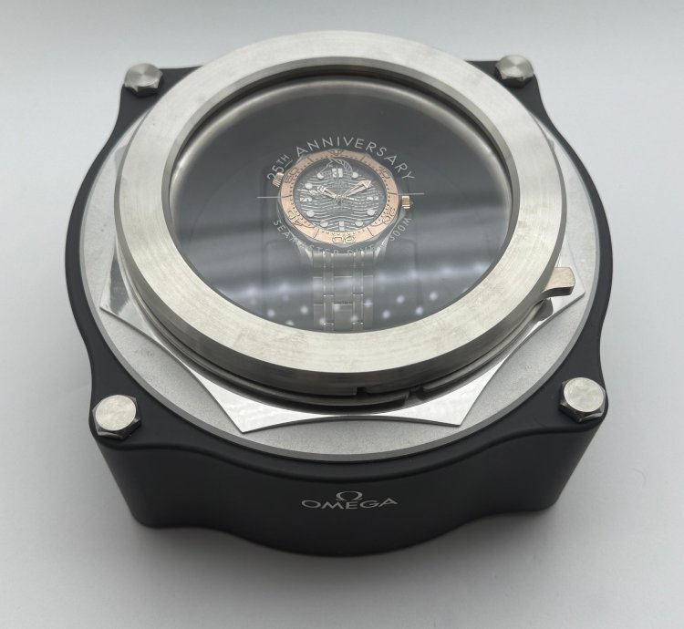 Omega Seamaster Diver 300 210 60 42 20 99 001