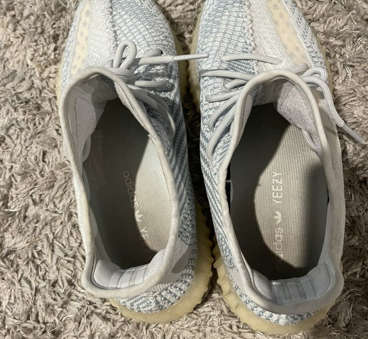 Yeezy Boost 350 V2 Cloud White Non-reflective 2019
