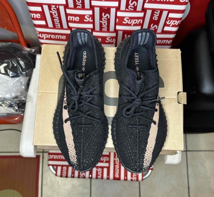 Yeezy Boost 350 V2 Copper - Sz 10
