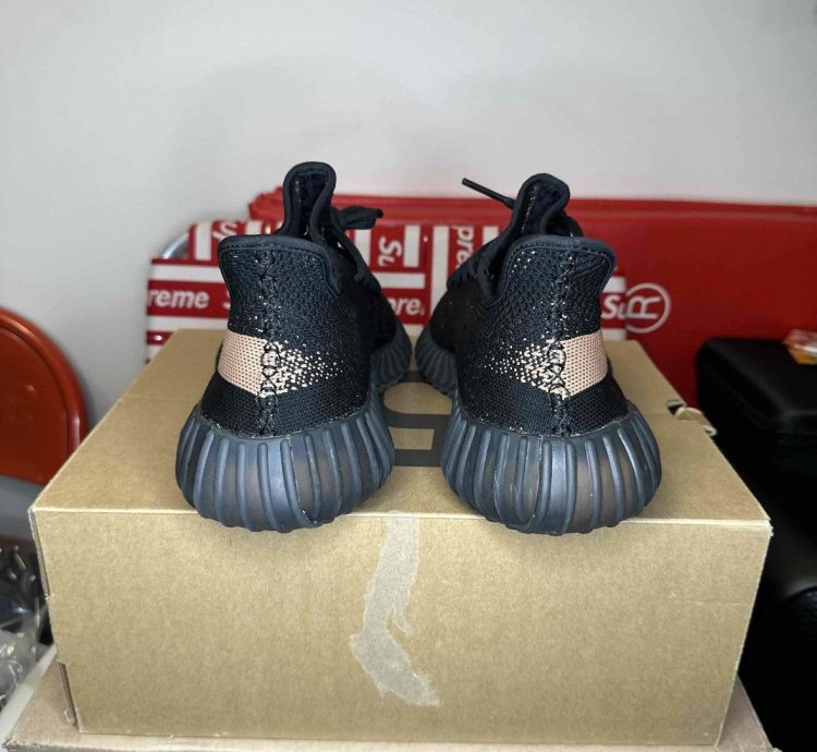 Yeezy Boost 350 V2 Copper - Sz 10