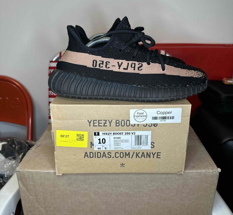 Yeezy Boost 350 V2 Copper - Sz 10