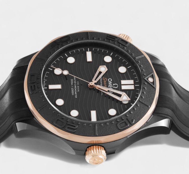 Omega Seamaster Diver 300 210 62 44 20 01 001 Ceramic Sedna Gold Black 43 5mm Box Papers