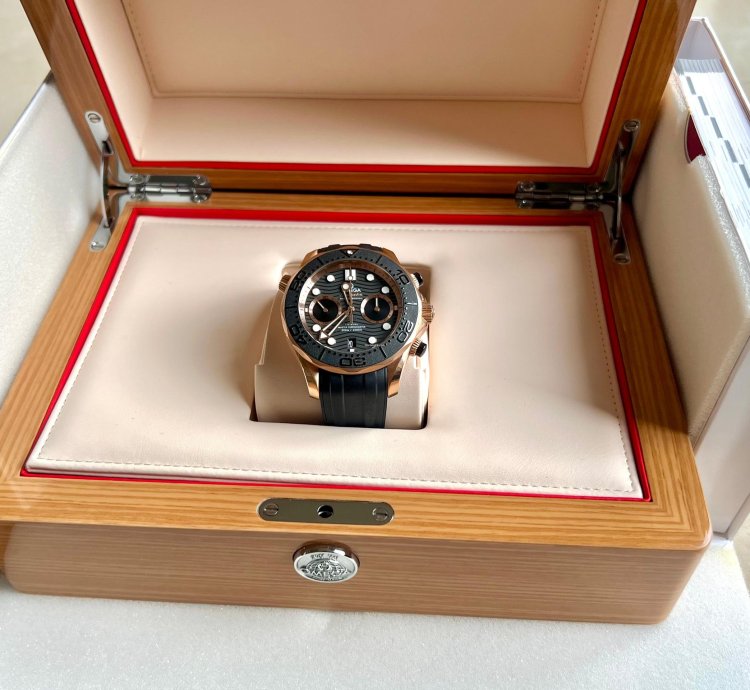 Omega Seamaster Diver 300 210 62 44 51 01 001