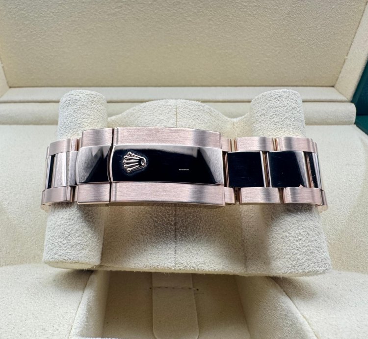 Rolex Sky-dweller 336935 Bleu Dial 02-2025 New