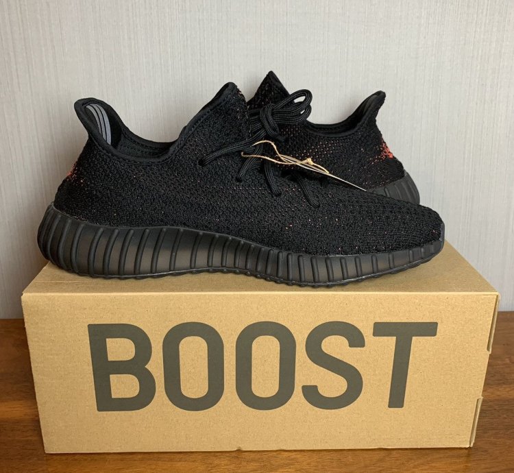 Yeezy Boost 350 V2 Core Red