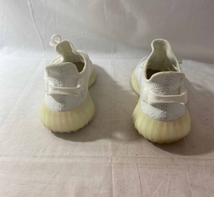 Yeezy Boost 350 V2 Cream White Triple White