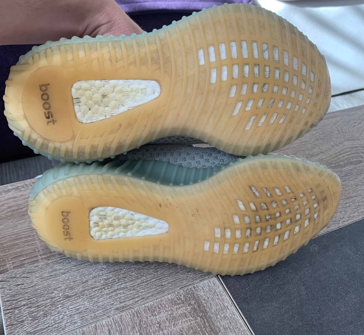 Yeezy Boost 350 V2 Desert Sage