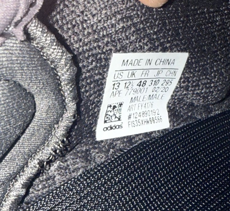 Yeezy Boost 350 V2 Fy4176 Cinder Reflective