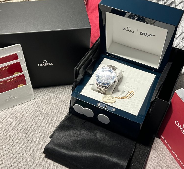 Omega Seamaster Diver 300 Bond 60th Anniversary